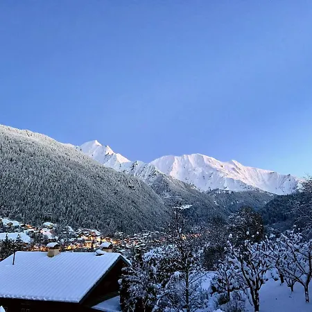 «chez Paulette»situe A 25km Chamonix  *